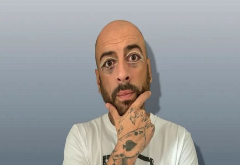 CRBL are în plan mai multe intervenţii estetice: „Am intrat așa, într-o revizie”