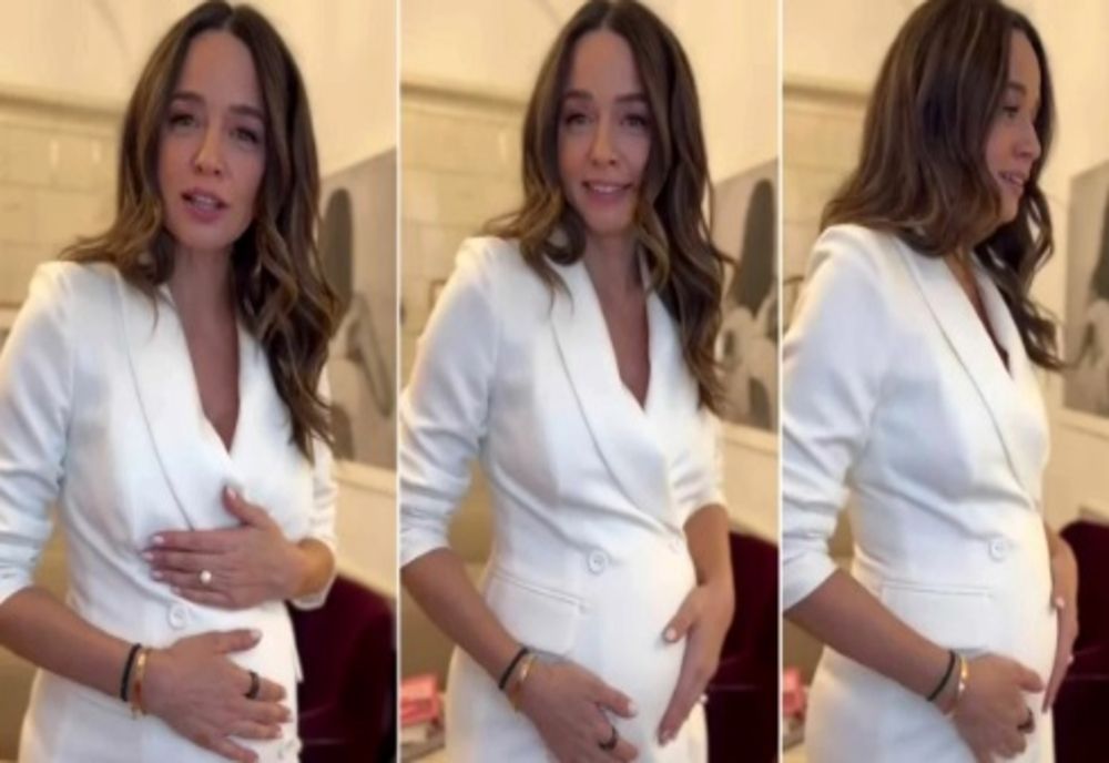 Andreea Raicu şi-a postat „burtica de gravidă” pe Instagram la 47 de ani