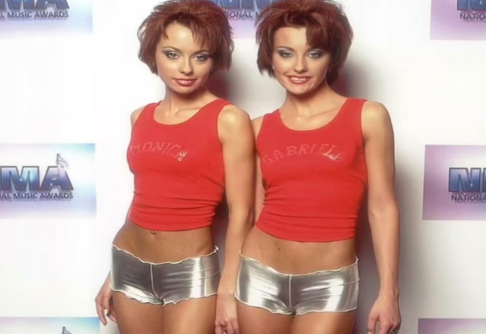 CHEEKY GIRLS, APARIȚIE RARĂ PE SCENĂ. CUM AU FOST SURPRINSE ARTISTELE LA UN CONCERT