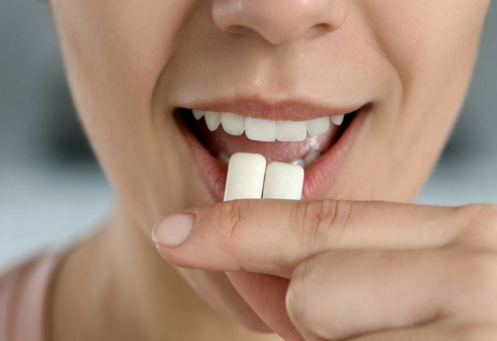 INGREDIENTUL DIN GUMA DE MESTECAT CARE AR PUTEA DECLANȘA PUBERTATEA TIMPURIE