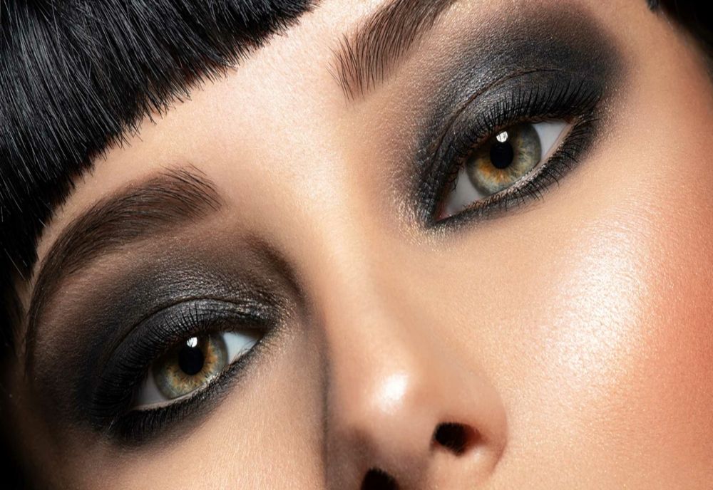 Smokey eyes pe ten matur sau pleoape subțiri