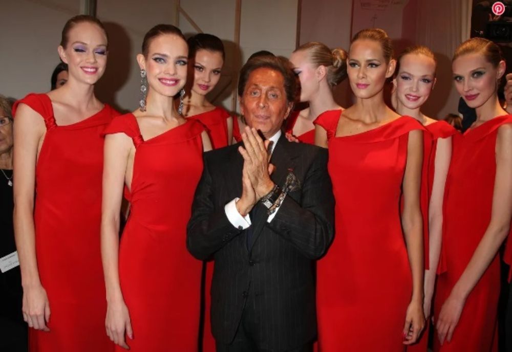 Valentino | Secretele iconicului roșu, creat de designer în 1959