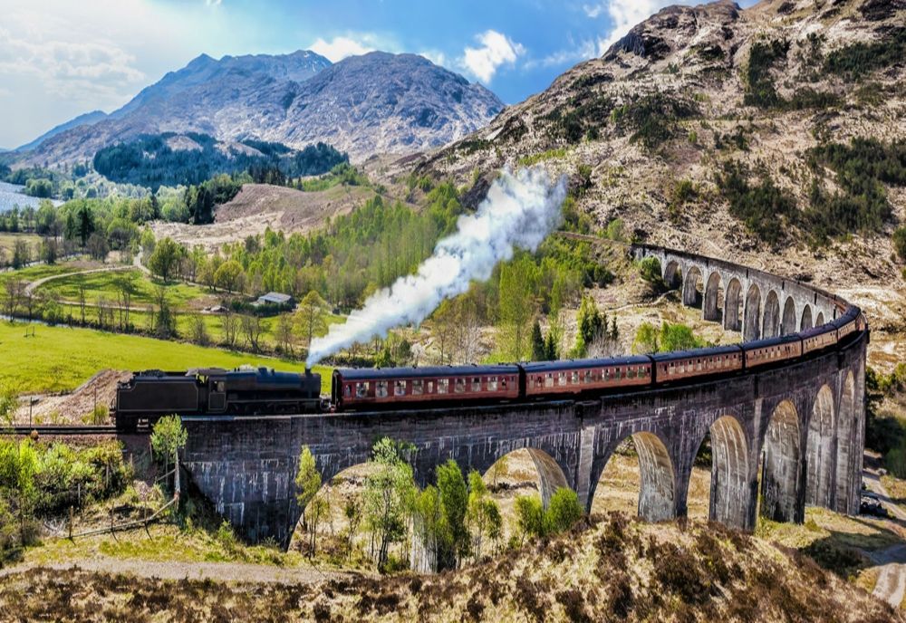 Fenomenul set-jetting. Filmul care a crescut căutările turistice cu 5.000% în trei zile