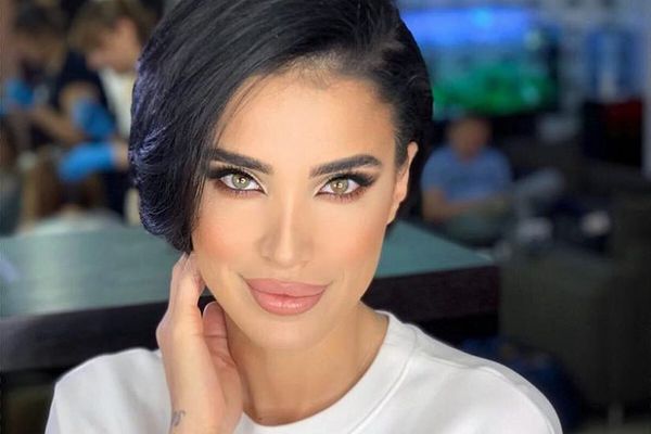 Adelina Pestrițu, criticată pe rețelele de socializare pentru pomul ei de Crăciun. Cum a reacționat vedeta?