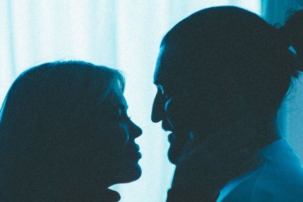 Smiley, desființat pentru scenele intime cu Gina Pistol! Cum a reacționat artistul