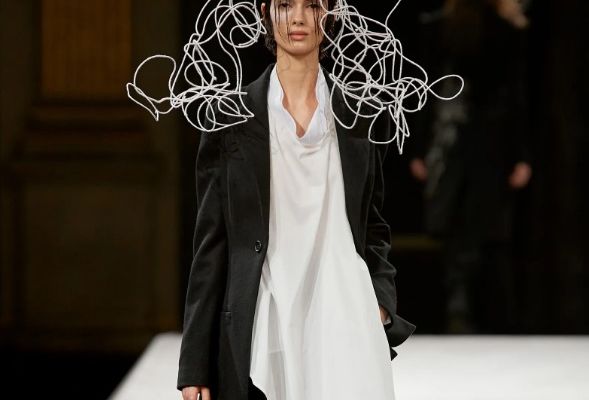 Cele mai incredibile look-uri de frumusețe de la Săptămâna modei din Paris toamna/iarna 2022-2023