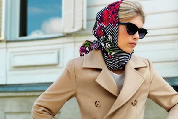 Zece moduri superbe de a-ți lega eșarfa – FOTO