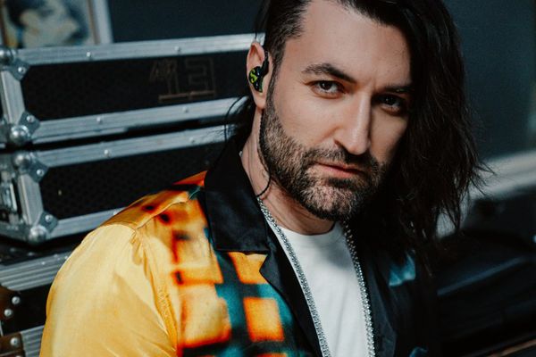 Ce studii are, de fapt, Smiley. Meseria de bază a artistului nu are legătură cu muzica