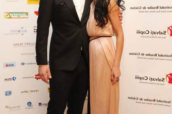 Olivia Steer, mesaj surprinzător pentru Andi Moisescu, după 20 de ani de relaţie