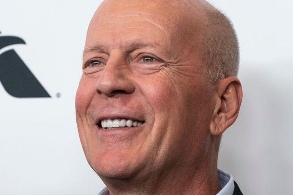 O nouă veste dureroasă despre Bruce Willis. Boala lui a avansat, iar diagnosticul este altul, mai grav