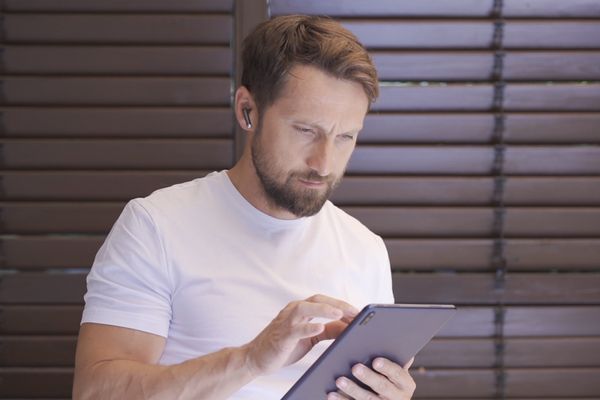 Mare scandal în restaurantul lui Dani Oțil. Prețurile au speriat vedetele