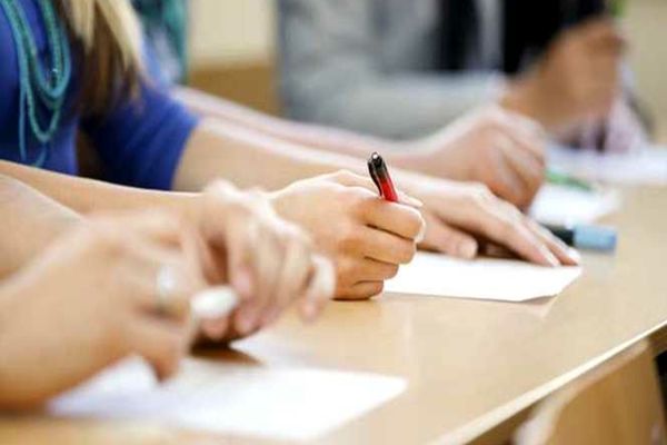 Prima probă scrisă de la Bacalaureat 2024: Elevii încep astăzi examenul cu Limba și Literatura Română