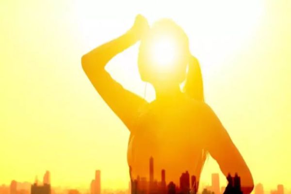 Cele mai hidratante băuturi în timpul caniculei