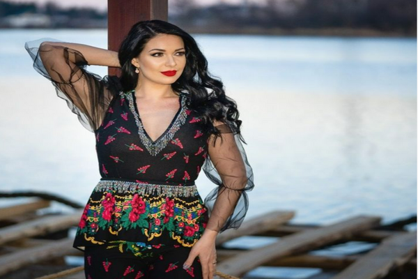 Deea Maxer, primele declarații după ce a semnat cu postul Kanal D. În ce emisiune apare