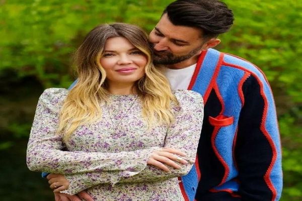 CUM ARATĂ LOCUL DE POVESTE, UNDE GINA PISTOL ȘI SMILEY ÎȘI VOR RIDICA O CASĂ DE VACANȚĂ