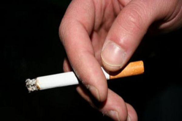 SE SCUMPESC DIN NOU TIGĂRILE. CÂT VA COSTA UN PACHET