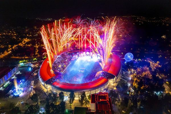 ANUNȚ MISTERIOS: „ULTIMUL UNTOLD LA CLUJ...THE END OF A DECADE, THE BEGINNING OF A NEW ERA!”