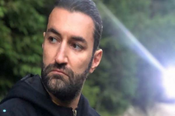 Moment rușinos pentru Smiley: s-a întâmplat în faţa publicului! Ce a făcut artistul