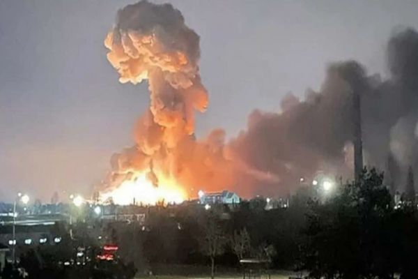 ATAC rusesc la 60 km de România! Armata lui Putin a bombardat porturile de la Dunăre