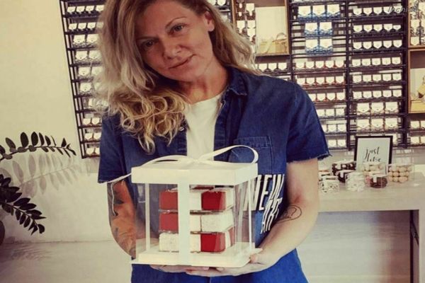 Cât trebuie să scoți din buzunar dacă vrei să treci pragul cofetăriei Danei Nălbaru