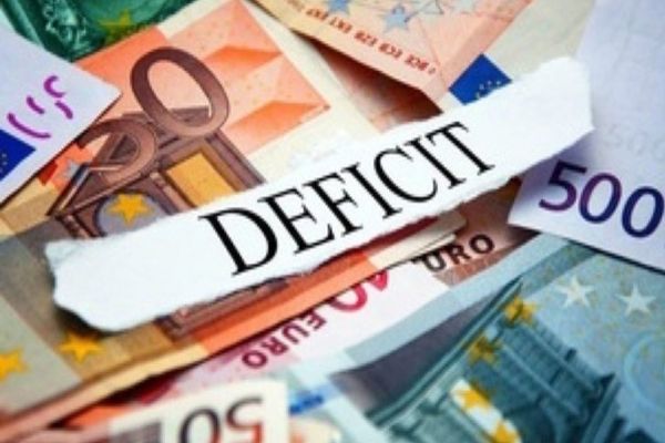 DEFICITUL GUVERNAMENTAL AL UE A URCAT UȘOR ÎN TRIMIESTRUL DOI DIN 2025, ROMÂNIA RĂMÂE CAMPIOANĂ LA DEFICIT 