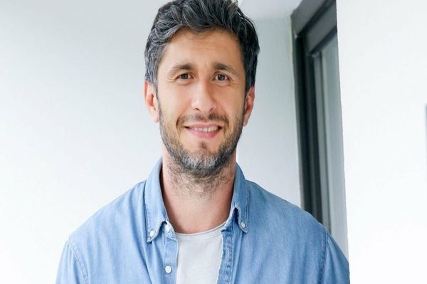 Dragoș Bucur spune cum învață copiii lui acasă