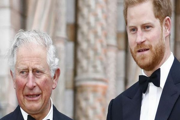 Reacții la diagnosticul de cancer al regelui Charles al III-lea. Prințul Harry vine la Londra