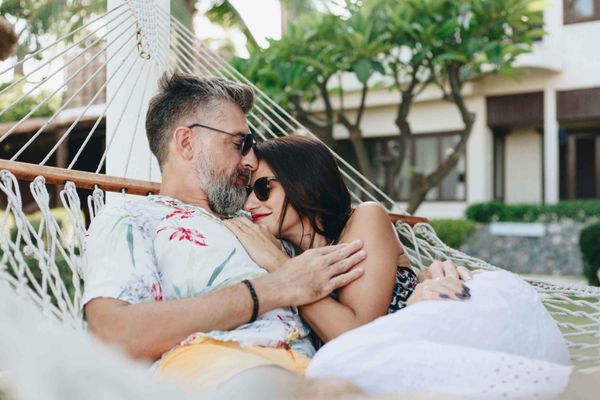 „Am întâlnit o femeie incredibilă după ce soția mea a murit, dar mă simt vinovat”