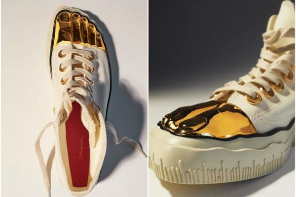 Primii adidași Schiaparelli au degete aurii