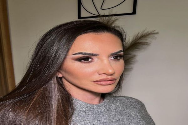 CINE ESTE SOȚUL MAREI BĂNICĂ. MOTIVUL PENTRU CARE VEDETA TV NU SE AFIȘEAZĂ CU EL