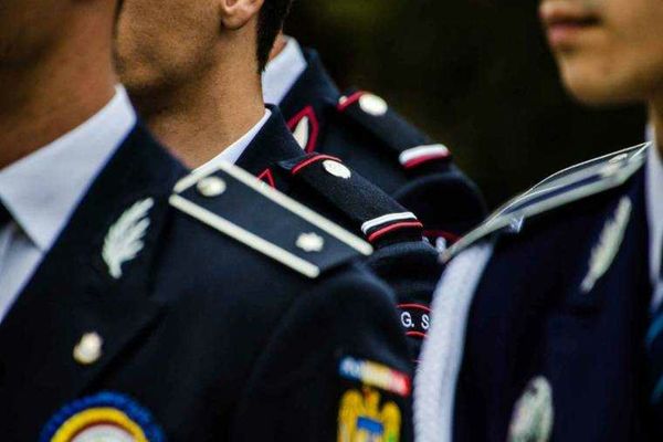 Încep înscrierile la Academia de Poliție