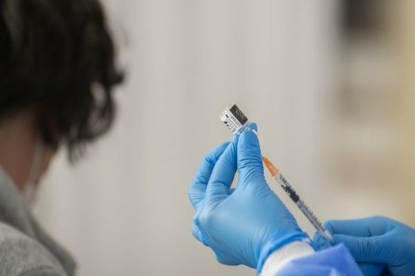 SE DESCHID CENTRE DE VACCINARE PENTRU VARIOLA MAIMUȚEI. CINE SE POATE IMUNIZA DEJA 