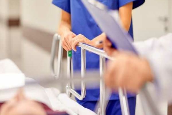 Nouă spitale vor fi deschise în minivacanţa de 1 mai. Care sunt acestea