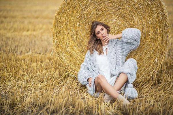 Descoperă cea mai mare greșeală pe care să nu o faci cu puloverele tale tricotate pentru a nu le deteriora