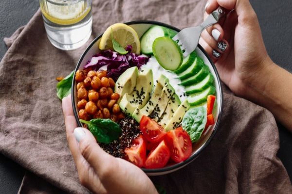 Cum te ajută dieta DASH să slăbești după sărbători