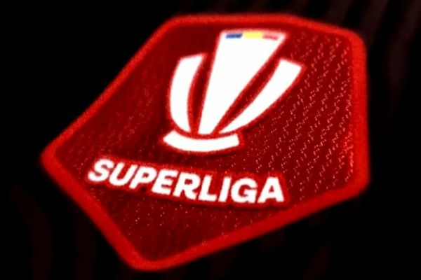Fotbal / Se reia Superliga