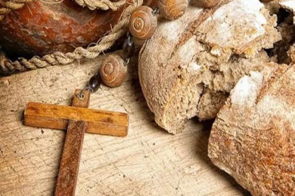 Lăsata Secului pentru Postul Crăciunului 2025 – tradiții