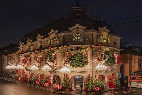 Cum arată Bucureștiul de sărbători, ediția 2024. Cele mai instagramabile clădiri