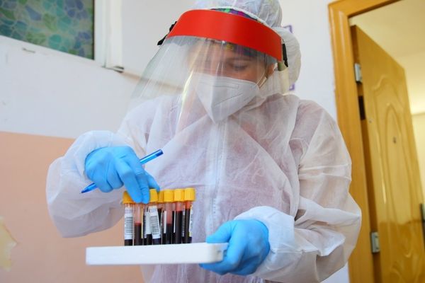 Testare gratuită pentru virusul HIV și hepatite la trei spitale din Capitală