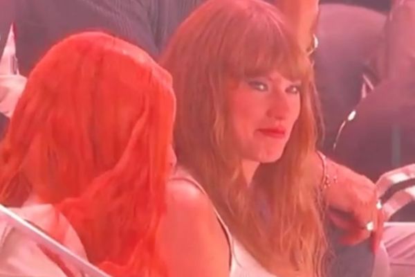 Cea mai faimoasă cântăreaţă, huiduită la Super Bowl 2025. Iubitul ei a pierdut finala