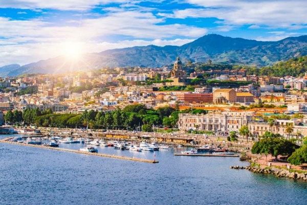 Vacanță cu doar 1 euro în Sicilia, cu cazarea, masă și tururi gratuite 