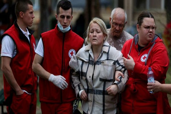 ROMÂNIA SE OFERĂ SĂ AJUTE MACEDONIA DE NORD DUPĂ INCENDIUL CARE A UCIS ZECI DE TINERI