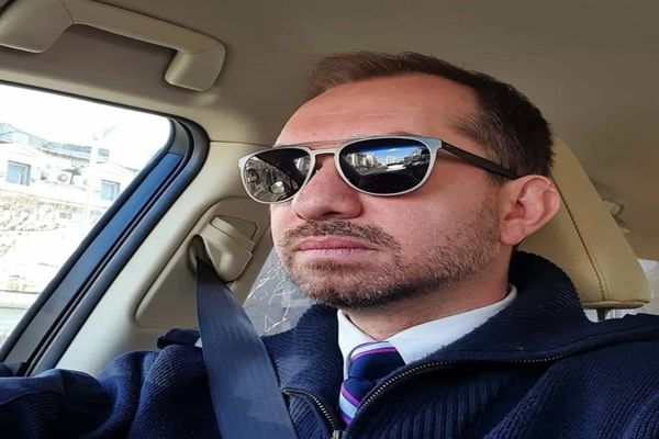 Mihai Sturzu anunță un nou proiect, după ce a renunțat la muzică și a devenit pilot de avion