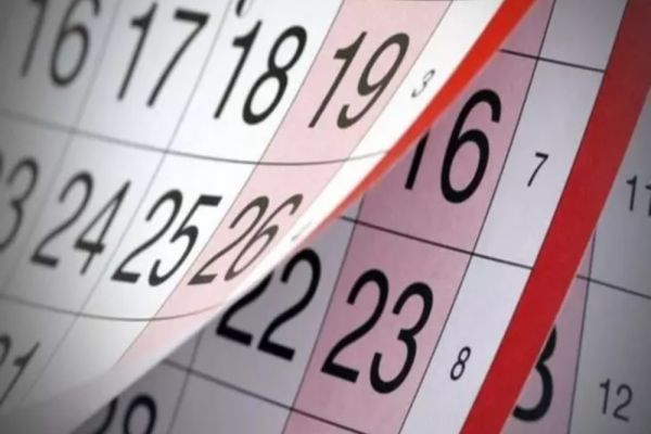 PAȘTELE ORTODOX ȘI CATOLIC, SĂRBĂTORITE ÎN ACEIAȘI ZI. ROMÂNII SE BUCURĂ DE O MINIVACANȚĂ DE PATRU ZILE