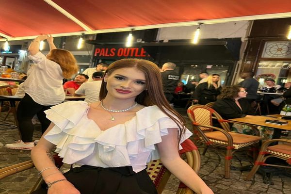 CINE ESTE TEODORA MARCU, FEMEIA ÎMPUȘCATĂ MORTAL ÎN BUCUREȘTI. PURTA ÎN PÂNTECE AL DOILEA COPIL