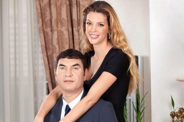 ALINA VIDICAN, DE NERECUNOSCUT DIN CAUZA OPERAȚIILOR ESTETICE