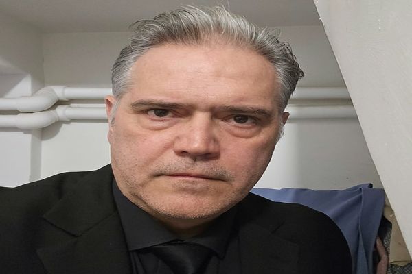 GHEORGHE IFRIM, „PRIMARUL VASILE” DIN LAS FIERBINȚI, A RUPT CĂSNICIA DE 20 DE ANI ȘI S-A RECĂSĂTORIT ÎN SECRET