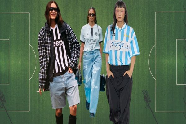 BLOKECORE: CUM A DEVENIT TRICOUL DE FOTBAL O TENDINȚĂ PE TIKTOK