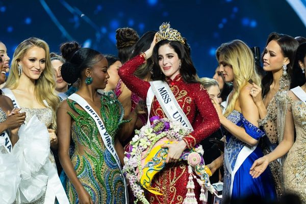 Miss Mexic Fátima Bosch a fost încoronată Miss Universe 2025