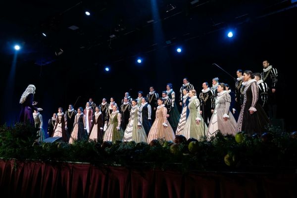 Corul Madrigal, concert în aer liber, la Mița Biciclista